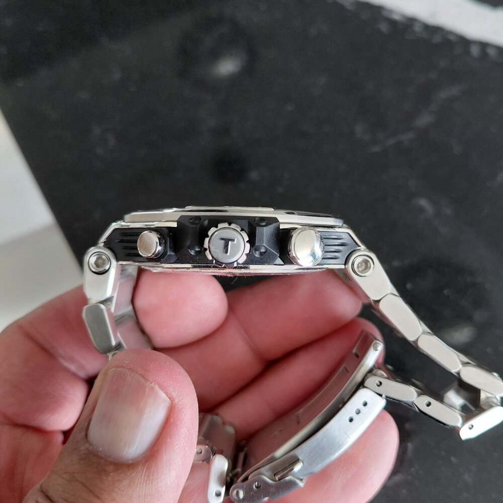 Watch - Picture 2 of 3